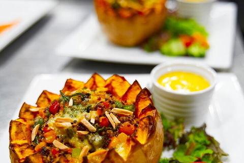 Spirit Of Melbourne Dinner Cruise - Pet Food Australia 2