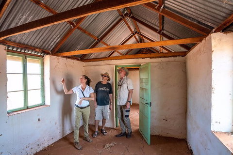 Private Cultural And Historical Painted Desert Tour In Hermannsburg - Food Delivery Shop 4