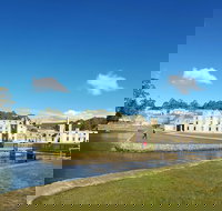 6-Day Tasmanian Explorer Adventure Tour from Hobart - Pet Food Australia