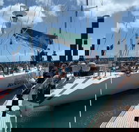 2-Night Whitsundays Sailing Cruise incl. Whitehaven Beach  Great Barrier Reef - Pet Food Australia