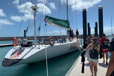 2-Night Whitsundays Sailing Cruise incl. Whitehaven Beach  Great Barrier Reef