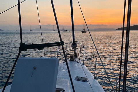 2 Night Small Group Whitsundays Sailing Adventure Aboard Mandrake - Food Delivery Shop 2