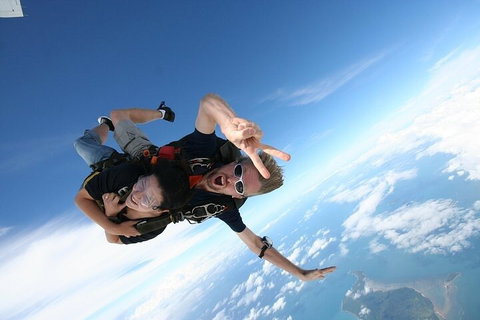 Byron Bay Tandem Sky Dive - Food Delivery Shop 1