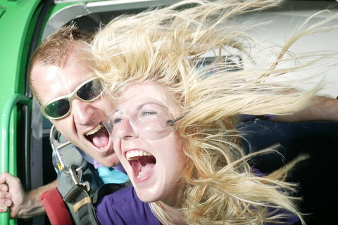 Byron Bay Tandem Sky Dive - Food Delivery Shop 3