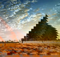 Highlights of Uluru Including Sunrise and Breakfast - Food Delivery Shop