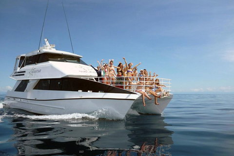 Seastar Luxury Outer Great Barrier Reef Island And Reef Tour From Cairns - Pet Food Australia 4
