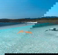 Lake McKenzie Full-Day Tour with Lunch from Hervey Bay - Pet Food Australia