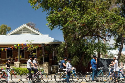 Explore Freo The Local Way: 3-hour Bike Tour - Food Delivery Shop 1