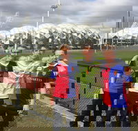 Melbourne Sports Walking Tour - Food Delivery Shop