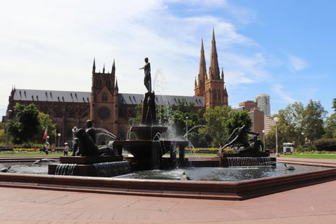 Private Sydney City Customized Tour - Food Delivery Shop 4