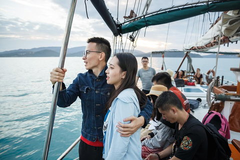 Whitsunday Islands Private Sailing Experience With Snorkeling & Langford Reef - Food Delivery Shop 2