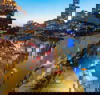 Nightlife In Melbourne St Kilda - Food Delivery Shop