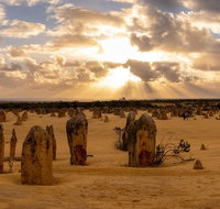 Pinnacle Desert Sunset and Night-time Stargazing Tour from Perth - Food Delivery Shop