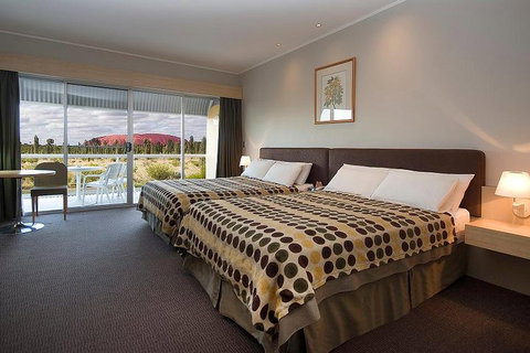 3-Day Uluru-Kata Tjuta And Kings Canyon 4WD Small-Group Eco-Tour From Alice Springs - Food Delivery Shop 0