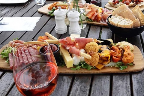 CHEVY CONVERTIBLE Package For 4 -Wine Lunch Cheese & Chocolate From Yarra Valley - Food Delivery Shop 0