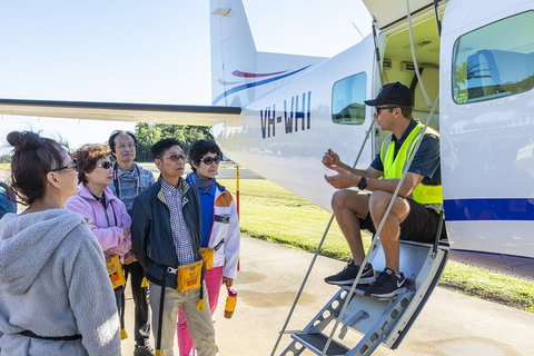 Scenic Flight - Great Barrier Reef, Heart Reef, Whitehaven Beach & Hill Inlet! - Food Delivery Shop 1