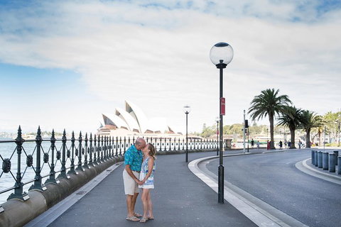 Private Vacation Photography Session With Local Photographer In Sydney - Food Delivery Shop 4
