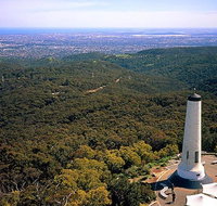 Barossa Valley Intimate Winery Tour via Adelaide Hills by Private Limo - Food Delivery Shop