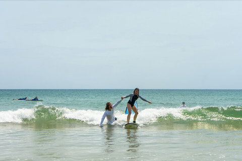 Private Beginners Surf Lessons, Noosa World Surf Reserve - Pet Food Australia 0