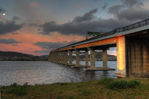Wonderful Hobart Self-Guided Audio Tour - Food Delivery Shop 3